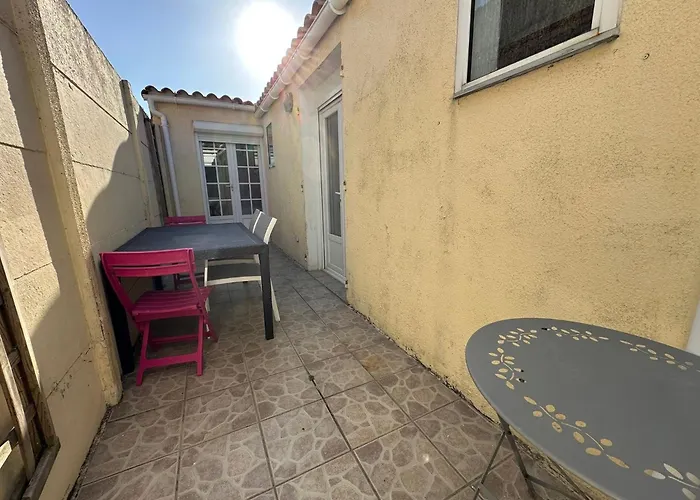 Prázdninový dům Maison De Confort Quartier Calme - 4 Personnes