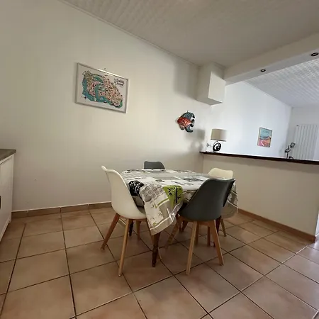 Casa de Férias Maison De Confort Quartier Calme - 4 Personnes